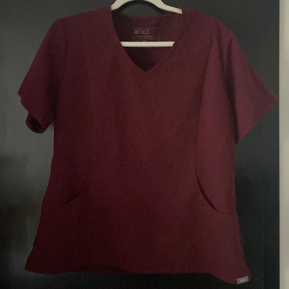 FIGS BURGUNDY ABURI TOP PLEASE READ DESCRIPTION ABOUT SIZE